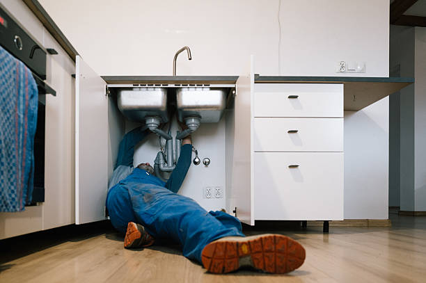 Professional Leak Detection technician working in Little Creek, DE